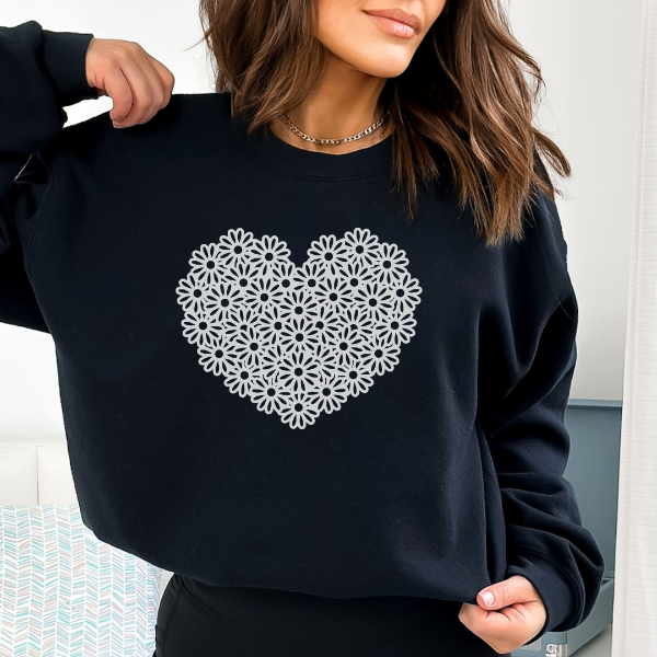 Heart of Flowers Sweatshirt  A great sweatshirt with a floral Heart design   Perfect gift for mum, girlfriend or best friend - or youreslf!  6 colours - Sand, White, Black, Grey, Pink or Navy 