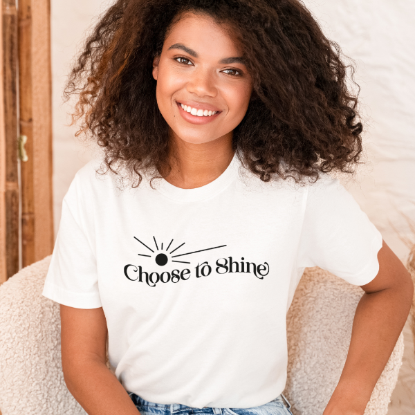 Choose to shine  A great good vibes t-shirts with the phrase "Choose to shine" on it.  Our Tees are soft & Comfortable to help you feel cozy and relaxed. They come in several colours and true to fit sizes. (Go up a size for a more oversized, relaxed fit)  Unisex T-shirts - suitable for men and women.  Colours available - White, Black, Indigo Blue, Military Green, Sand, Natural, Navy, Red, or Grey Tee