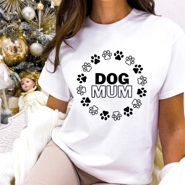 Dog Mum Wreath T-shirt  Our Tees are soft & Comfortable to help you feel cozy and relaxed. They come in several colours and true to fit sizes. (Go up a size for a more oversized, relaxed fit)  Unisex T-shirts - suitable for men and women.  Colours available - White, Black, Indigo Blue, Military Green, Sand, Natural, Navy, Red, or Grey Tee